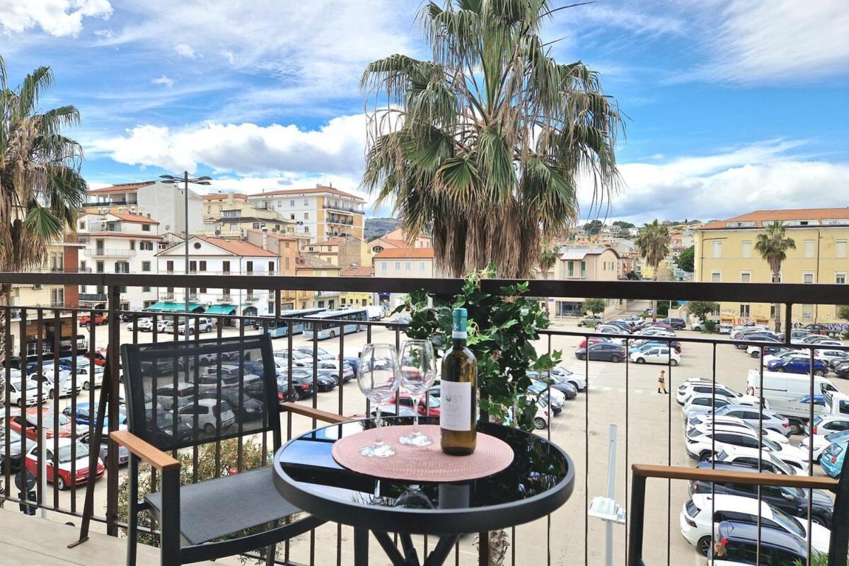 Appartamento Centro Piazza Wi-fi Ac Balcony Design By We Host *